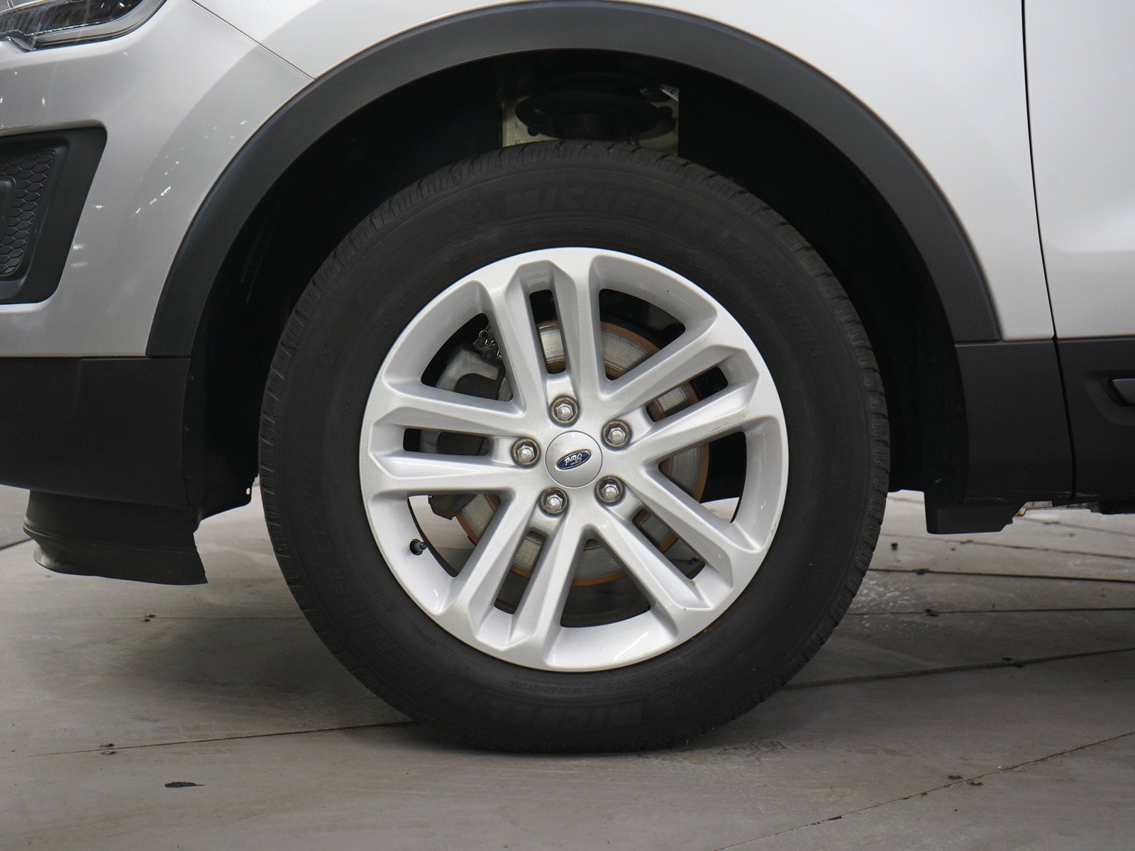 Used 2016 Ingot Silver Ford  image 29