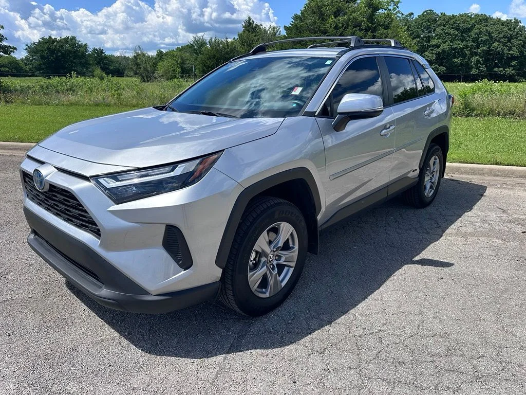 Used 2024 Silver Toyota XLE image 2
