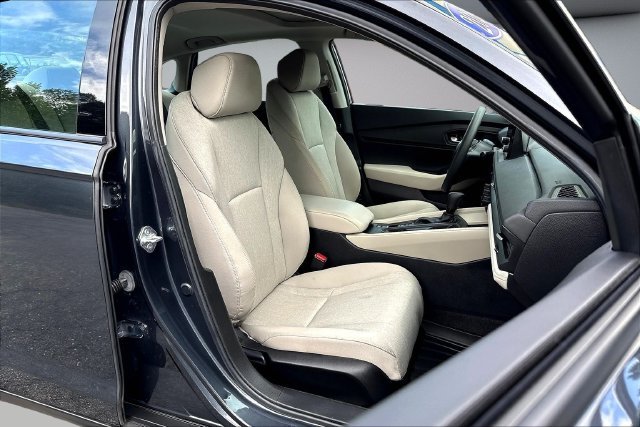 Used 2024  Honda EX image 31