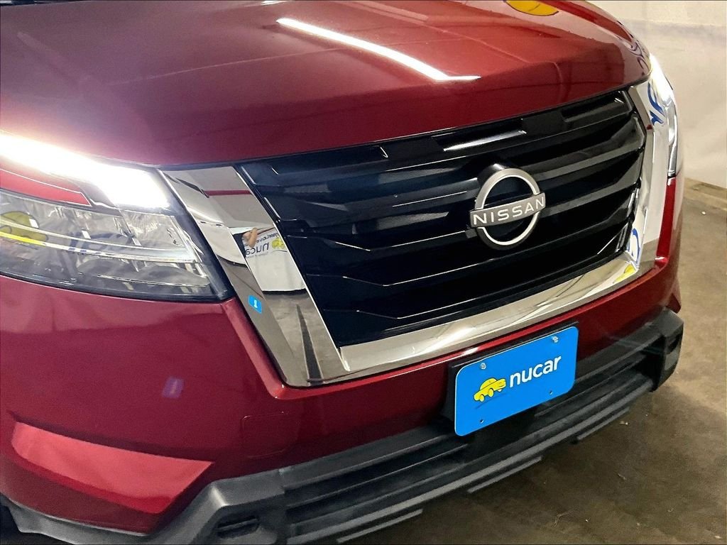Used 2022 Red Nissan SV image 30