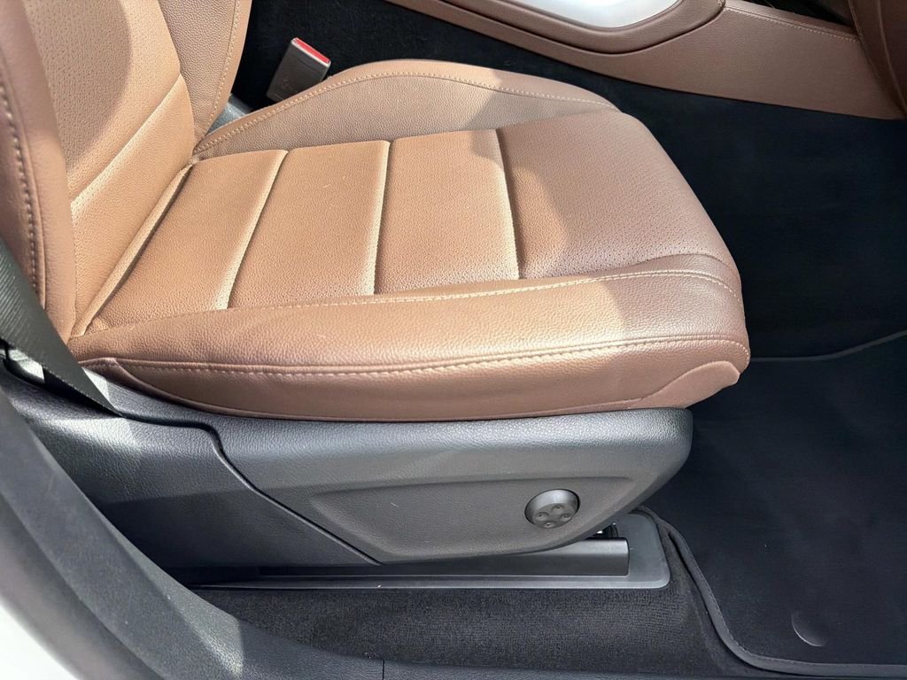 Certified Used 2024  Mercedes-Benz GLE 350 image 12