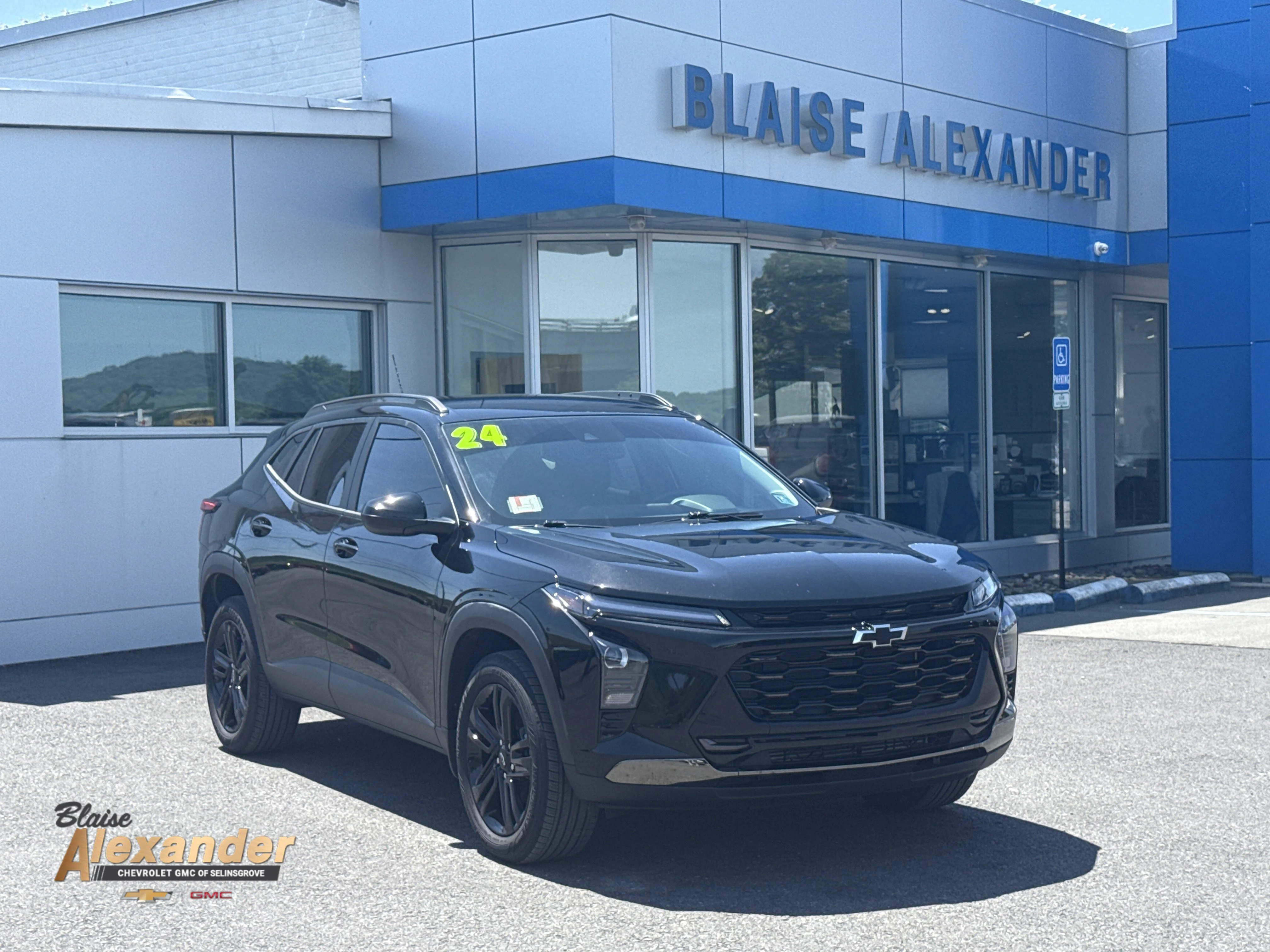 Used 2024 Mosaic Black Metallic Chevrolet ACTIV image 1