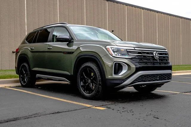 2026 Volkswagen Atlas 2.0T Atlas Peak Edition 4MOTION's photo