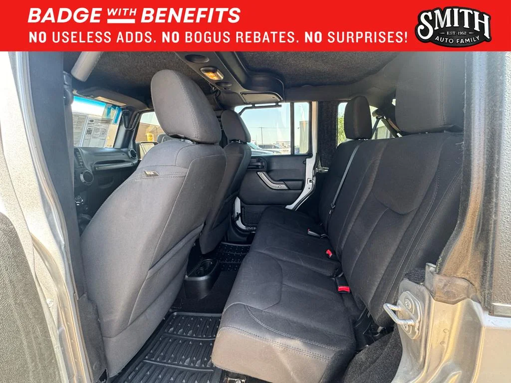 Used 2017 Billet Silver Metallic Clearcoat Jeep Sport image 16