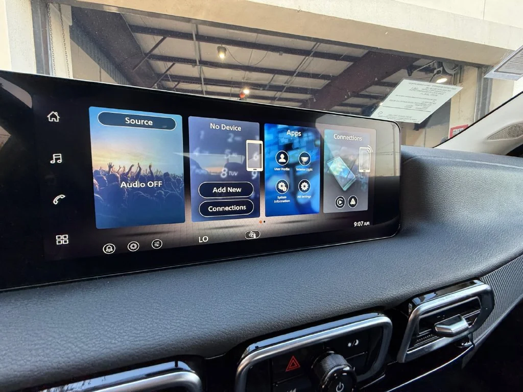 New 2027 Black Nissan SV image 21