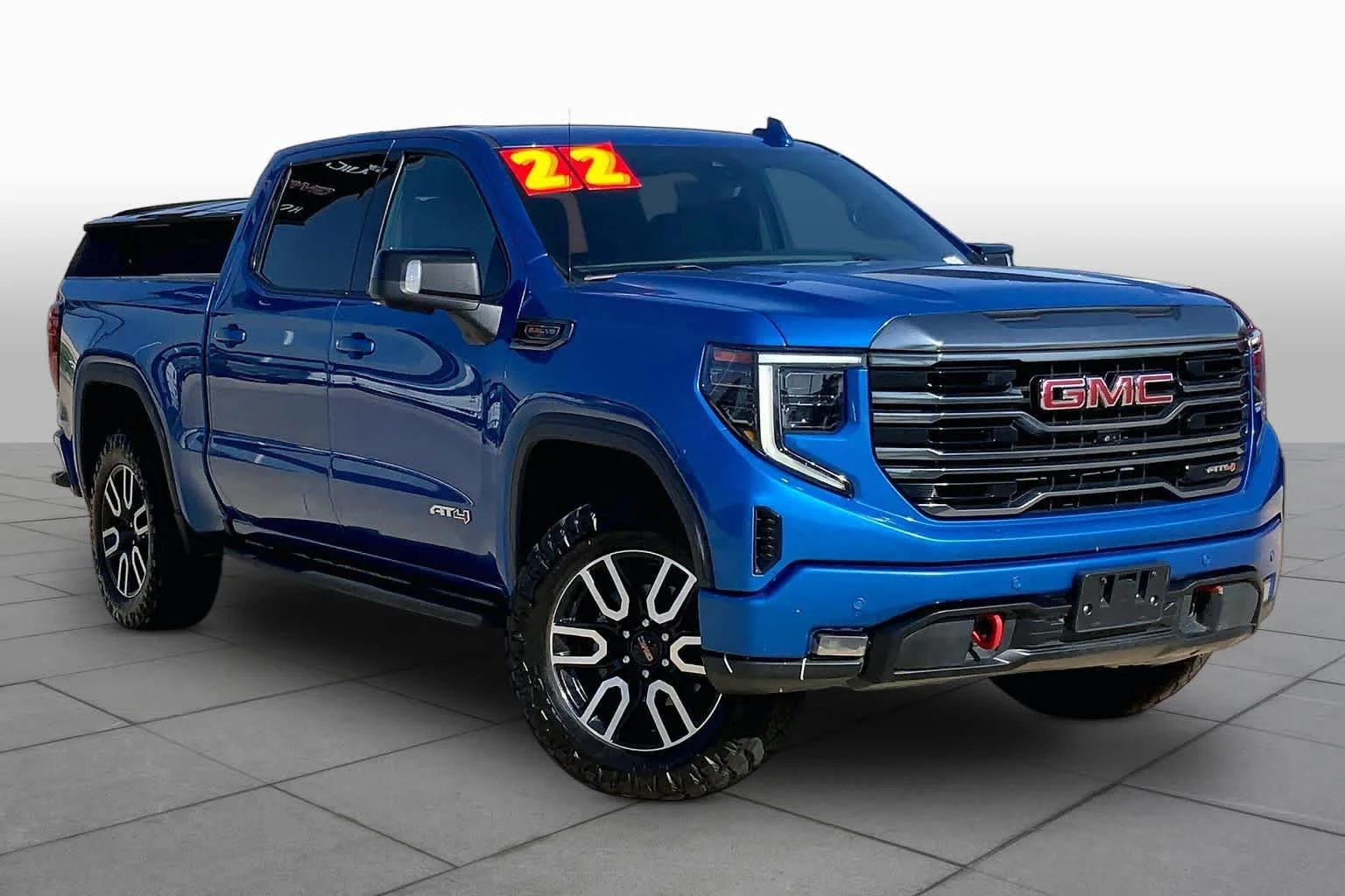 Used 2022 DYNAMIC BLUE METALLIC GMC AT4 image 3