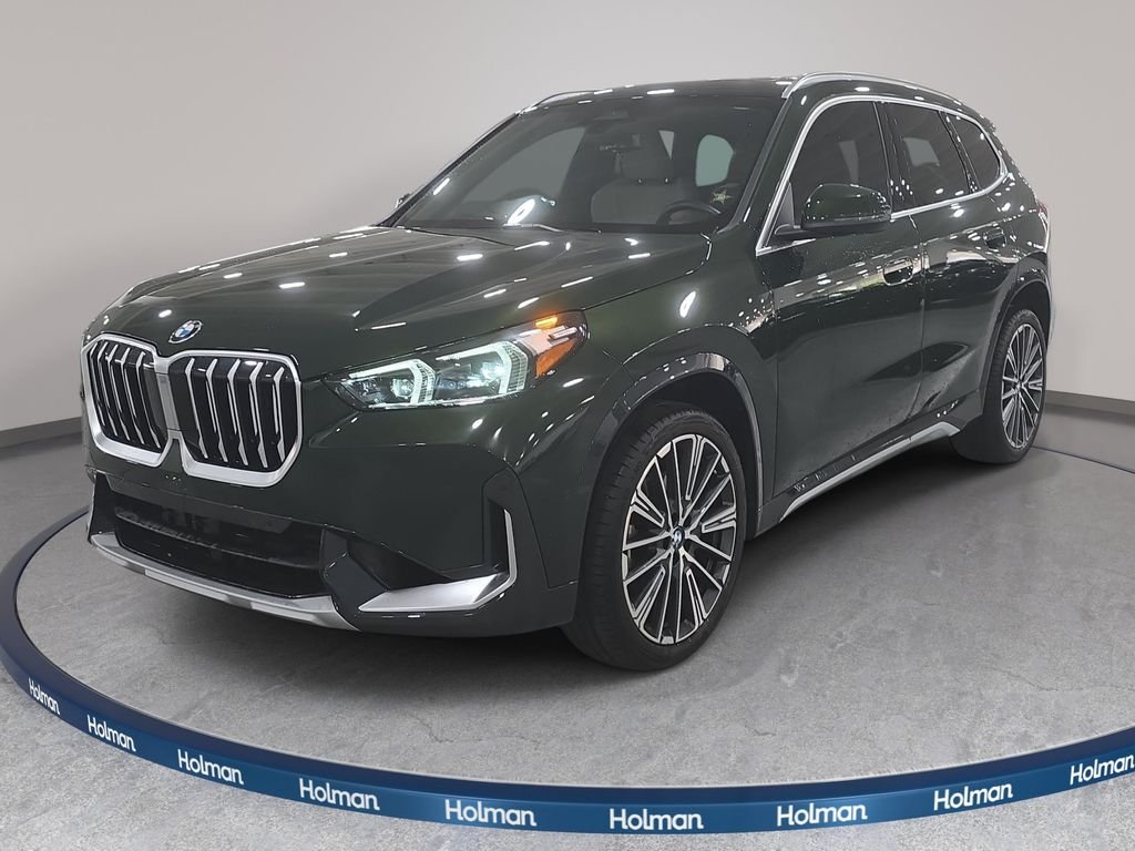 Certified Used 2025 San Remo Green Metallic BMW xDrive28i image 1