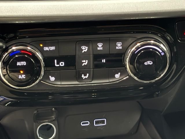 Used 2025 Red Chevrolet LT image 29
