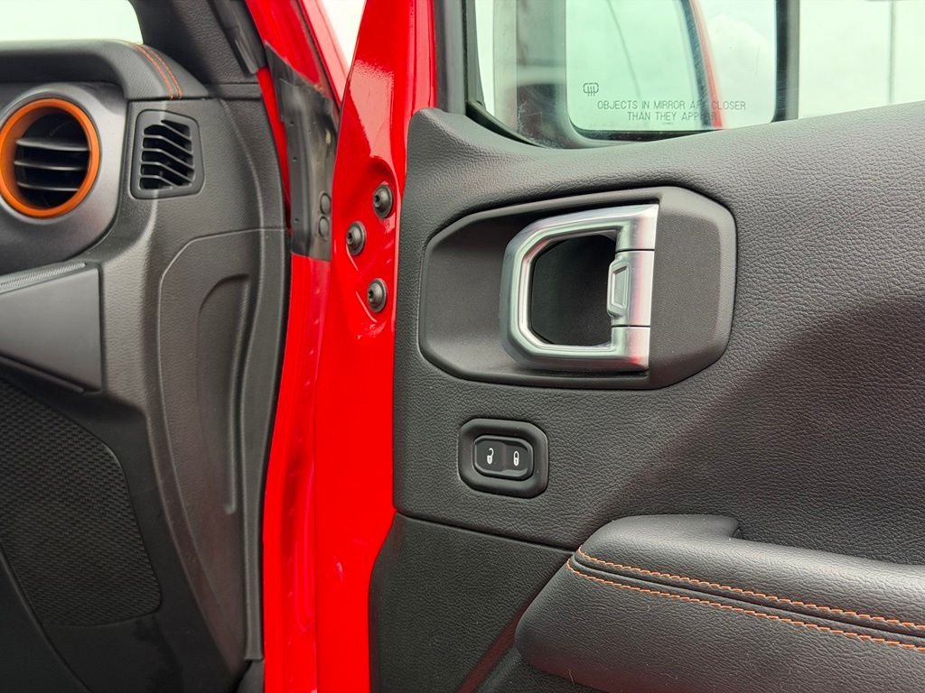 Used 2022 Red Jeep Mojave image 22