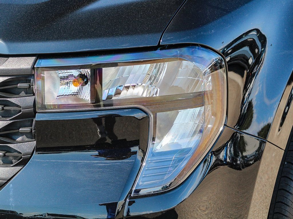 New 2025 Shadow Black Ford XLT image 4