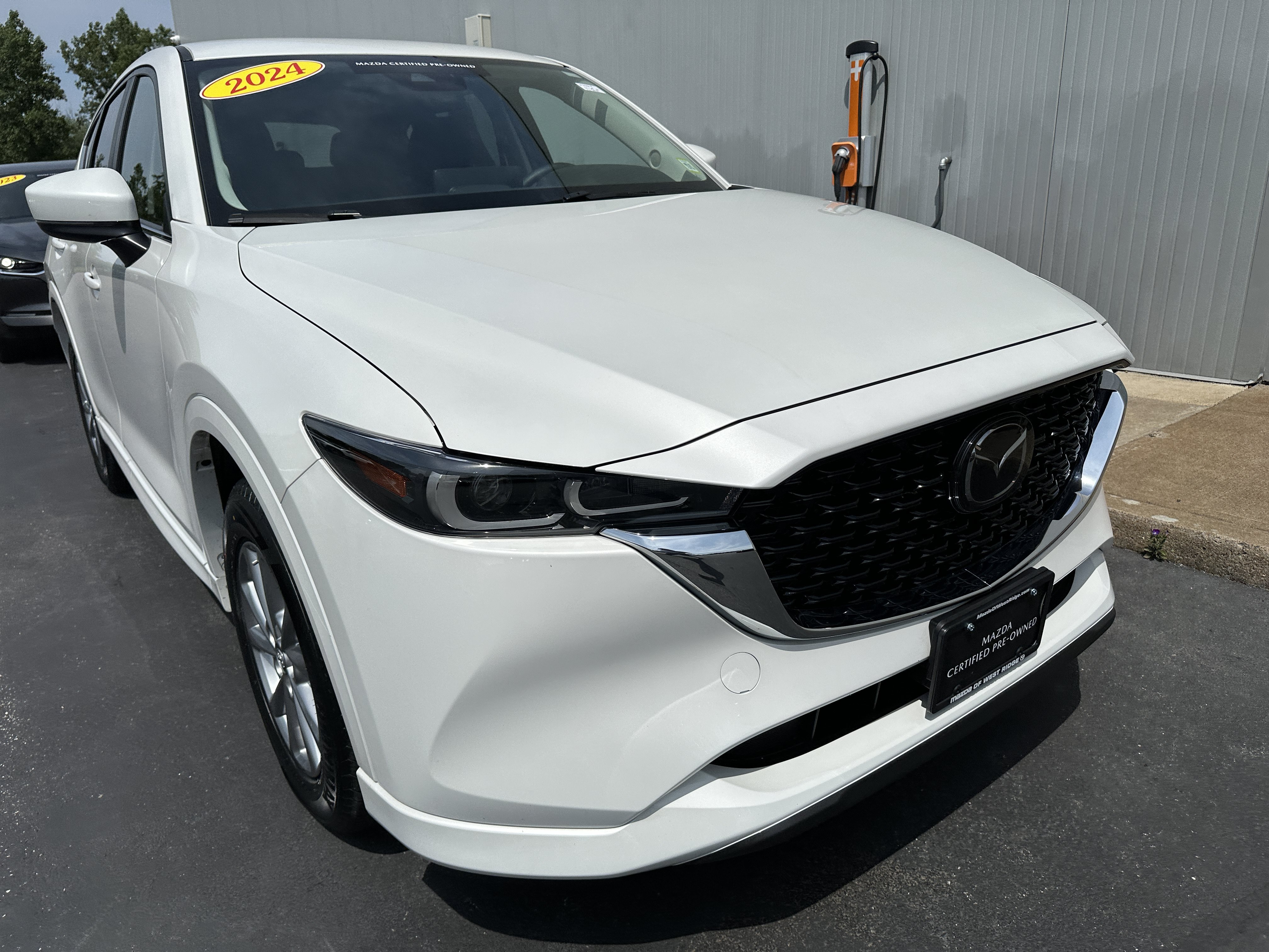 Used 2024 Rhodium White Metallic Mazda 2.5 S Select Package image 4