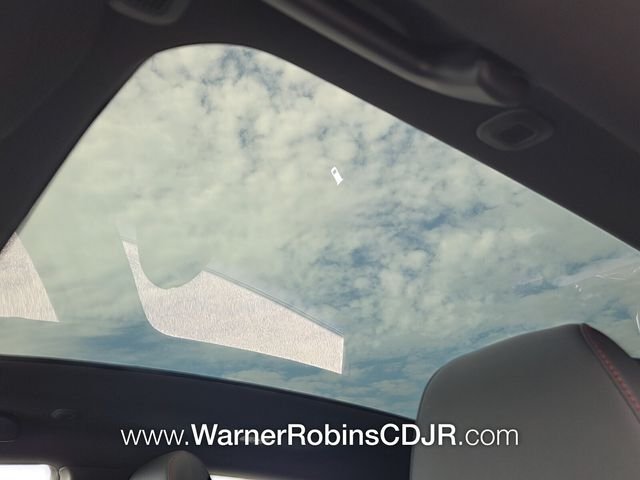 New 2026 White Knuckle Exterior Paint Dodge R/T image 20