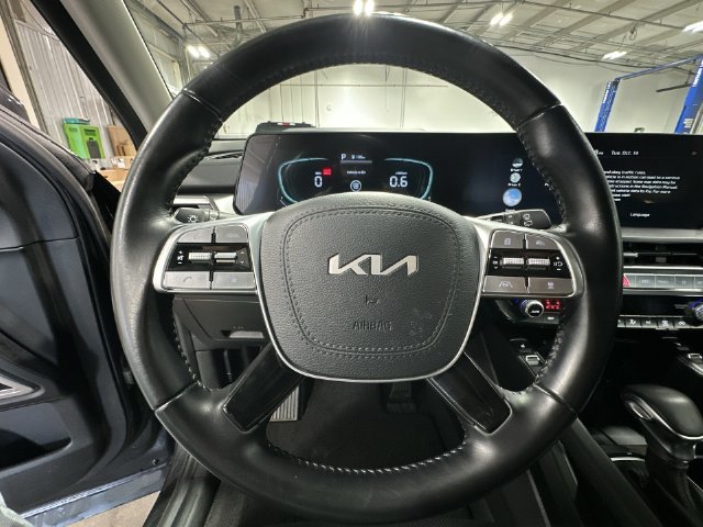 Used 2025 Gray Kia S image 15