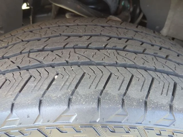 Used 2023 Silver Ford XLT image 18