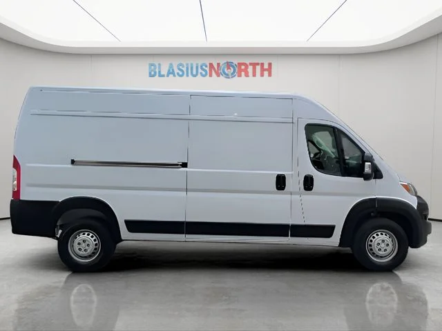 Used 2026 White Ram High Roof image 4