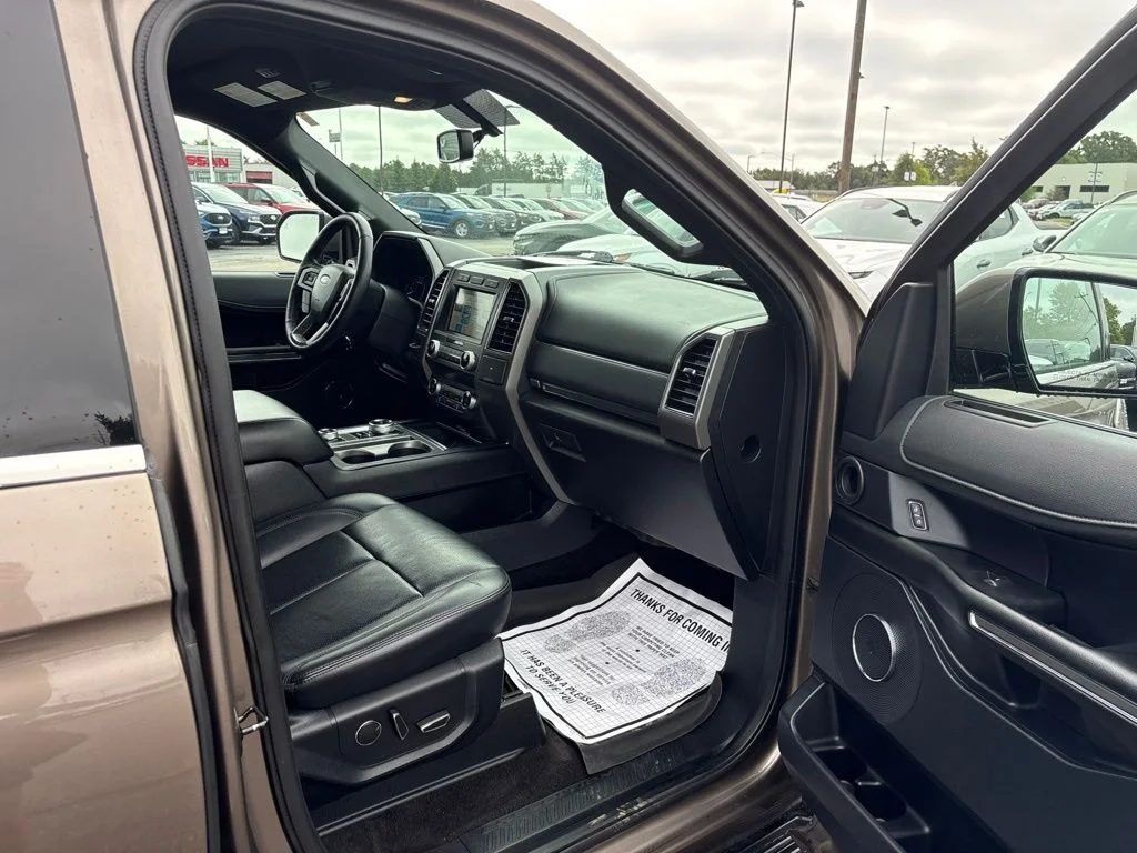 Used 2019 Stone Gray Metallic Ford XLT image 32