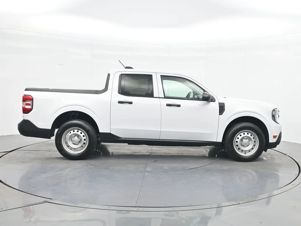 New 2026 White Ford XL image 6