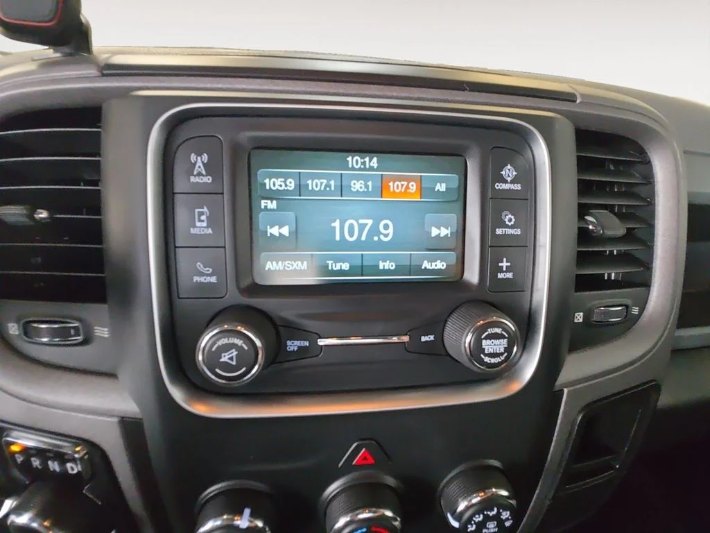 Used 2019 Gray Ram Tradesman image 15