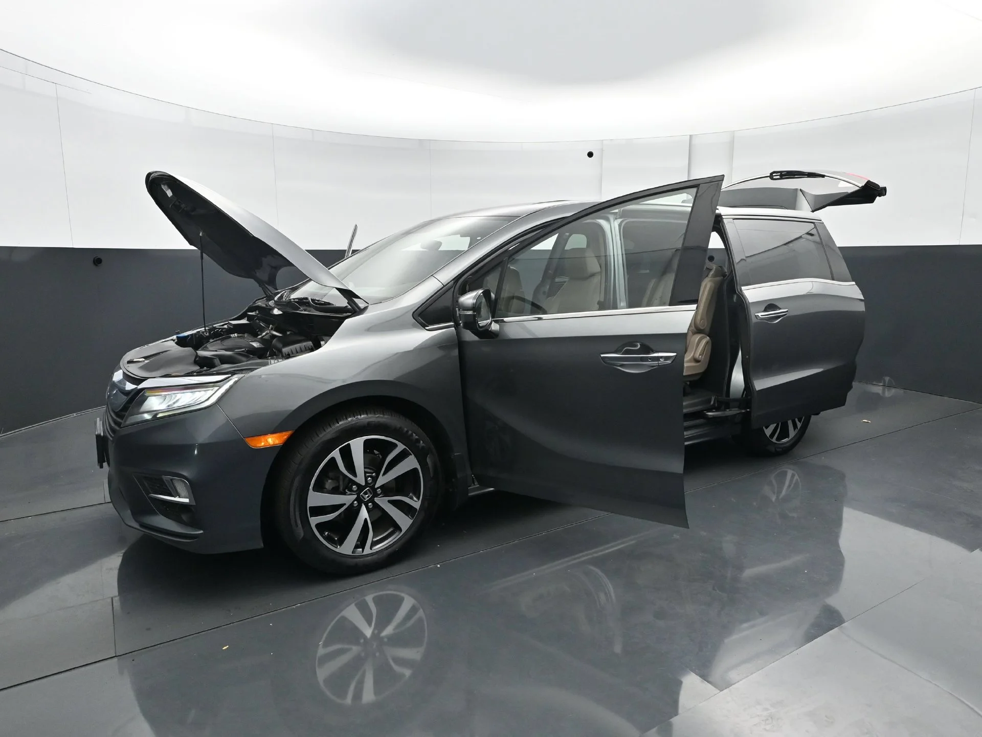Used 2019 Gray Honda Elite Auto image 33