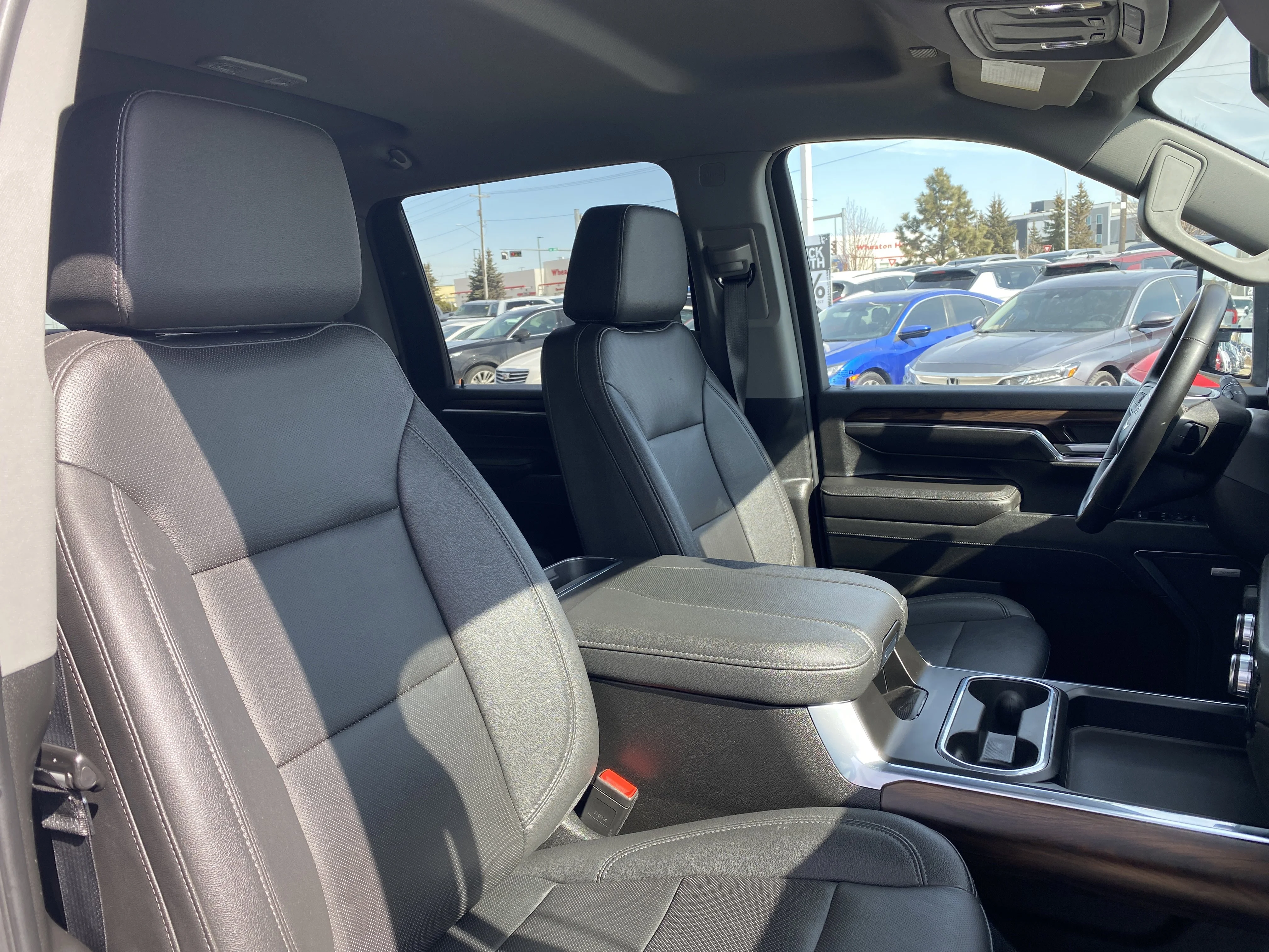 Certified Used 2024 Summit White GMC Crew Cab SLT image 21