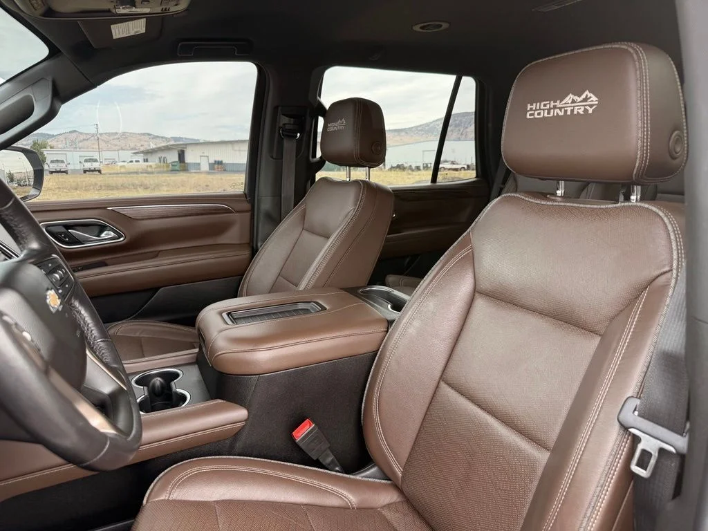 Used 2021 Pearl Chevrolet High Country image 15