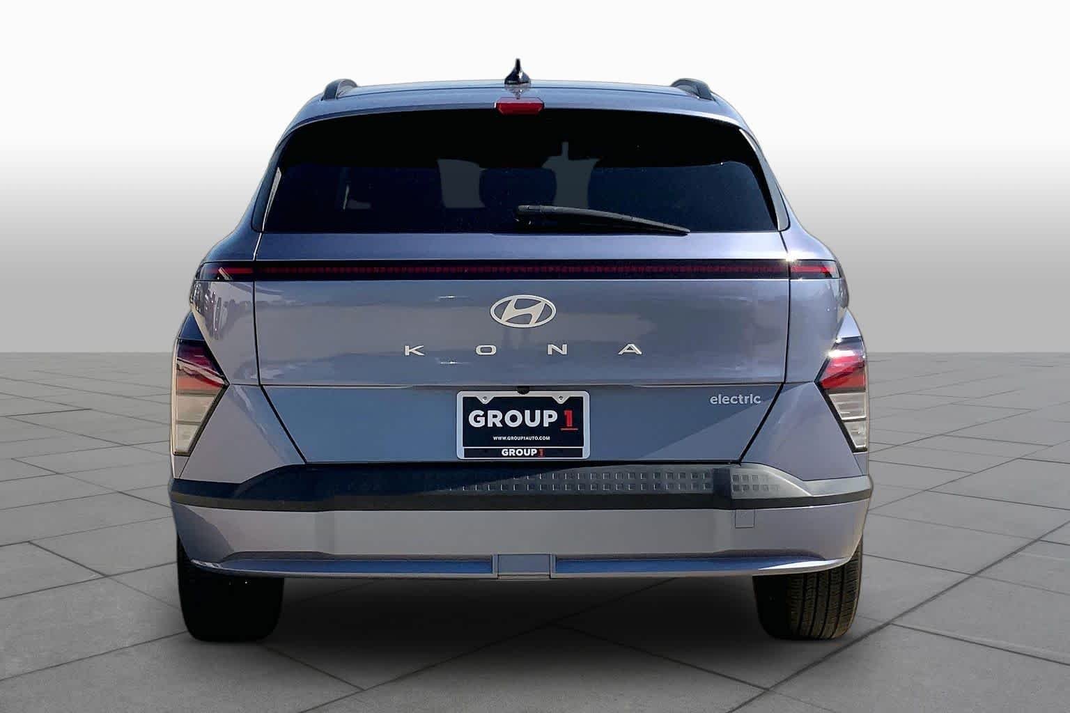 Pre-Owned 2024 Hyundai Kona Electric SEL