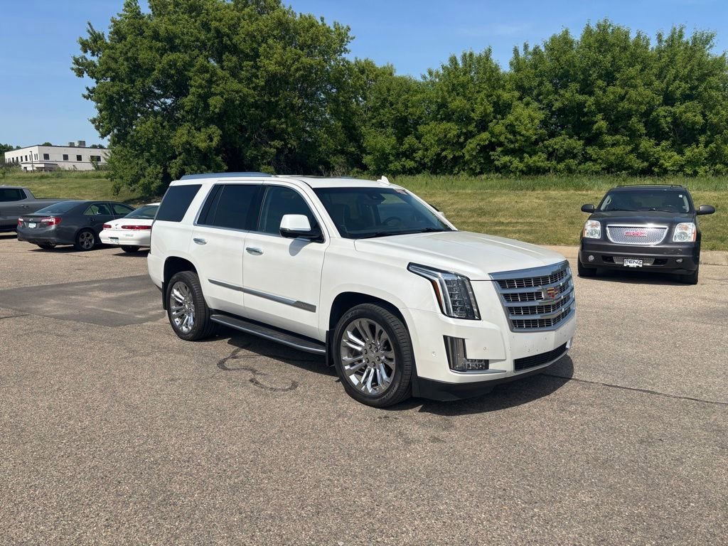 2019 Cadillac Escalade Luxury AWD's photo