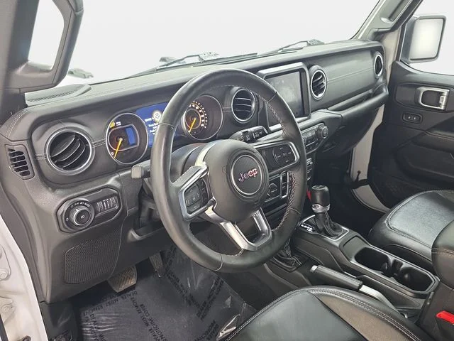 Certified Used 2020 Bright White Clearcoat Jeep Unlimited Sahara image 13