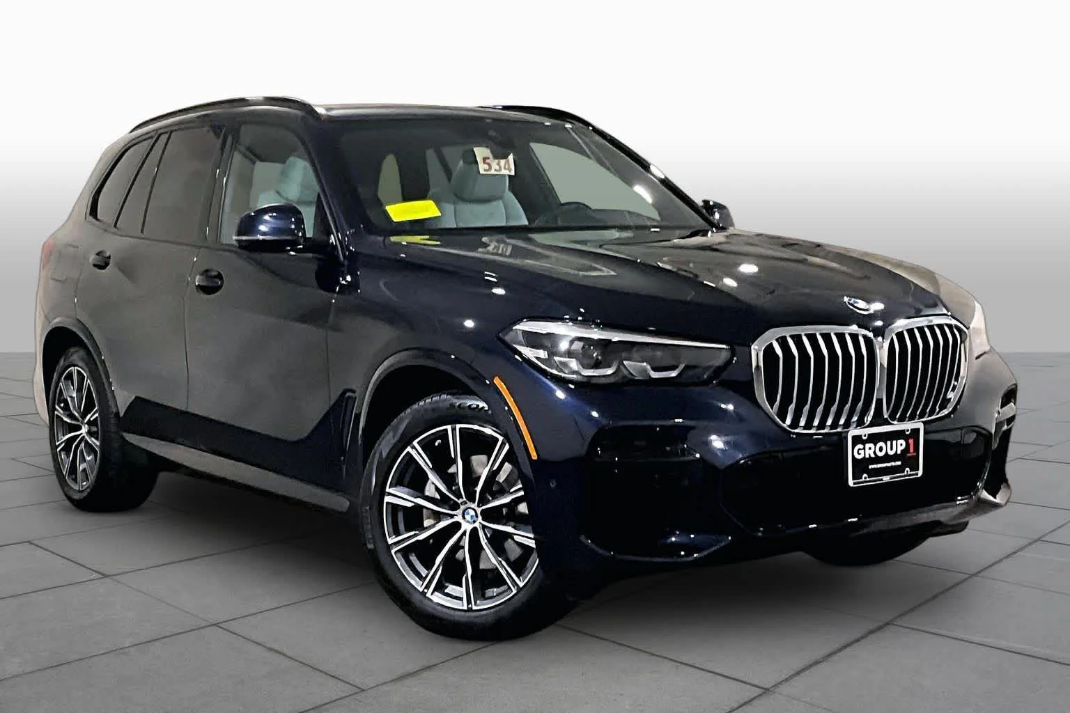 Used 2023 Carbon Black Metallic BMW xDrive40i image 2