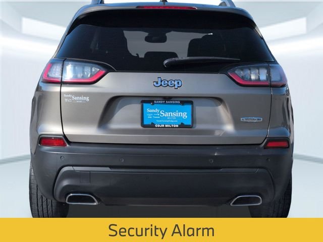 Used 2021 Light Brownstone Pearlcoat Jeep Latitude Lux image 5