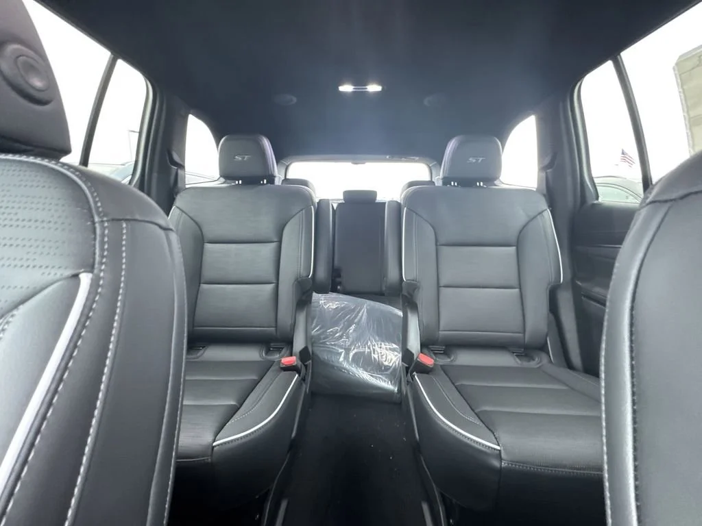 2026 Buick Enclave Sport Touring - Photo 13