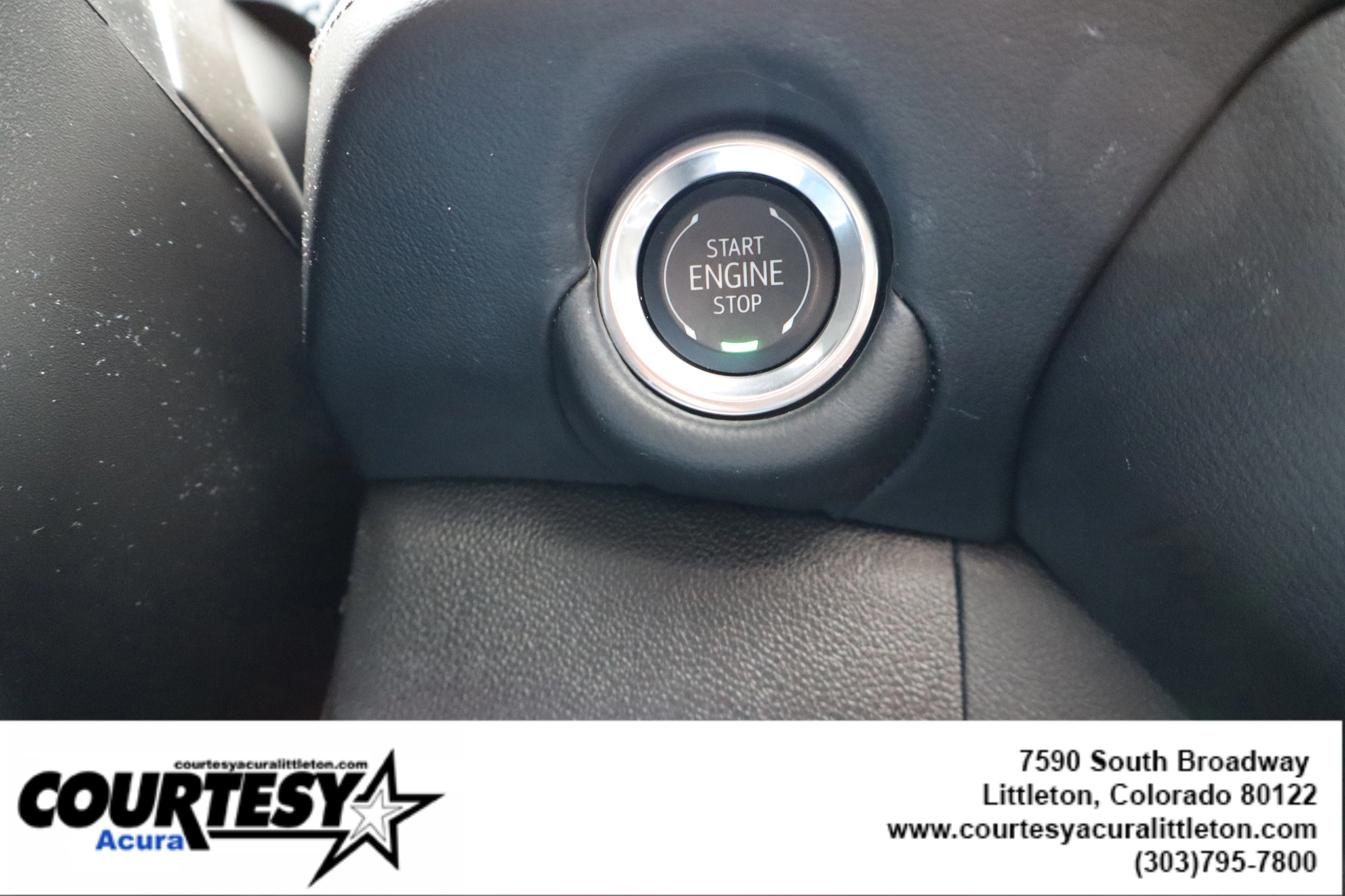 Used 2025 Iridescent Pearl Tricoat Chevrolet High Country image 16