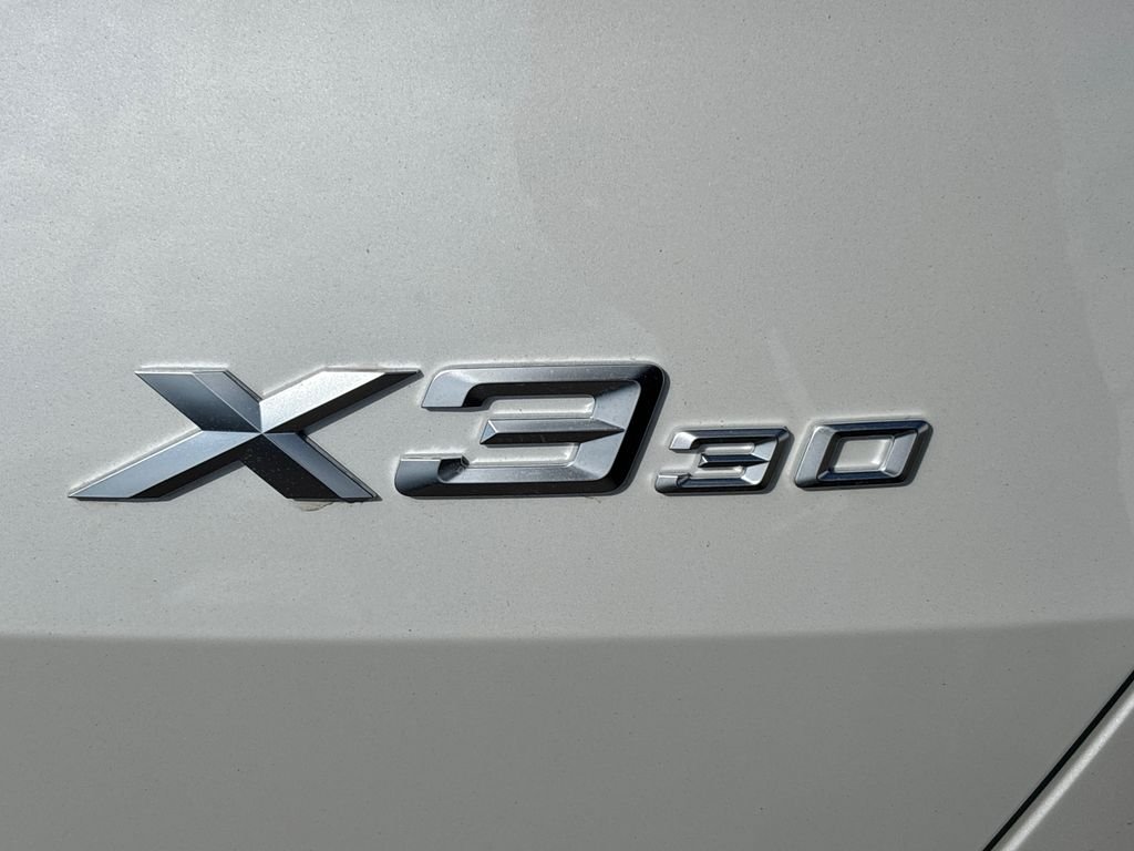 New 2026 Mineral White Metallic BMW 30 xDrive image 12