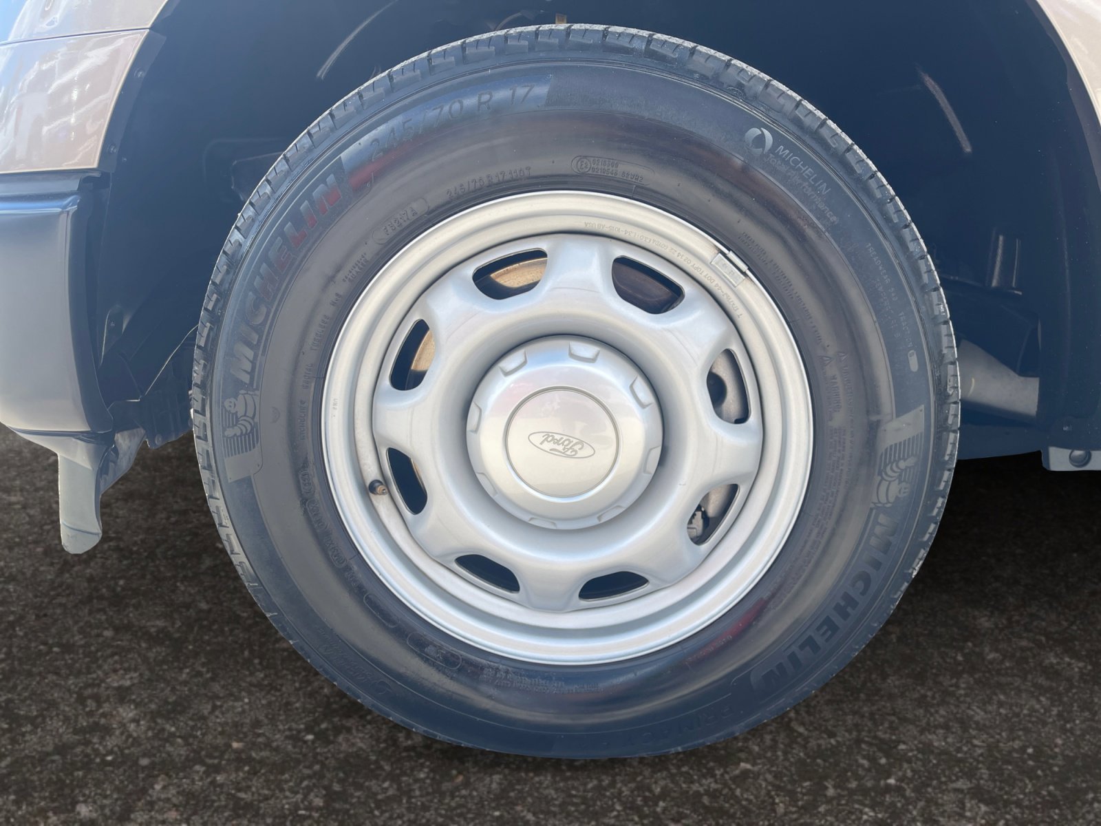 Used 2022 Stone Gray Metallic Ford XL image 14