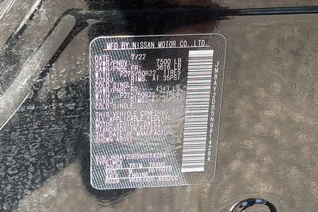 Used 2022 Super Black Nissan Platinum image 26