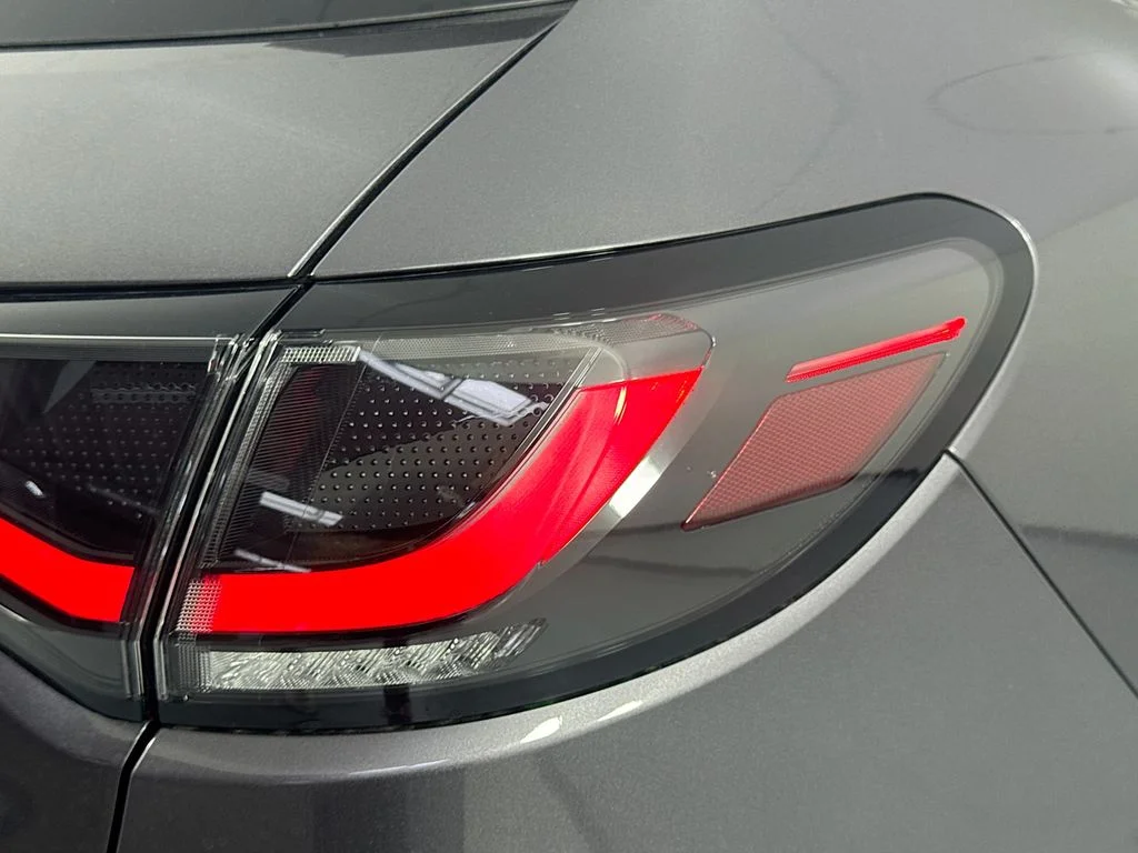 New 2027 Modern Steel Metallic Honda LX image 10