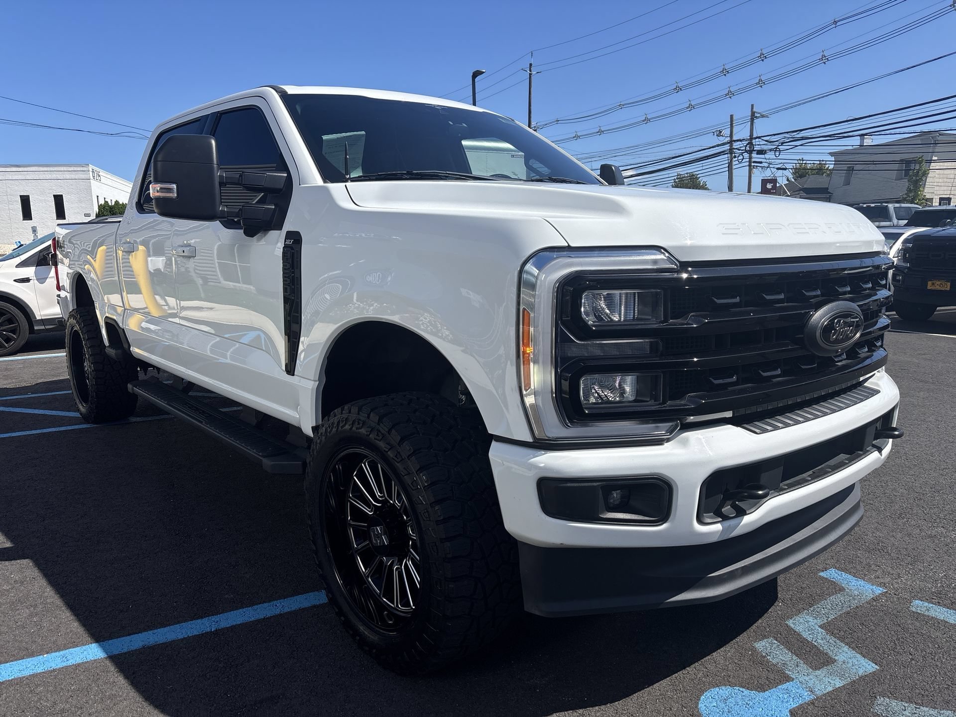 Used 2023 White Ford XLT image 33