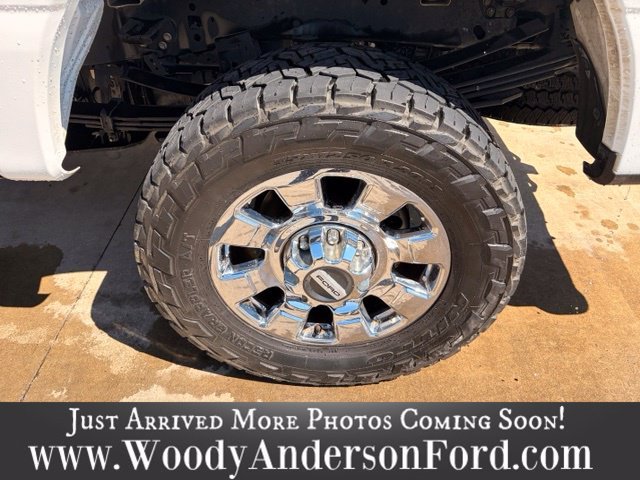 Used 2023 Star White Ford Lariat image 8