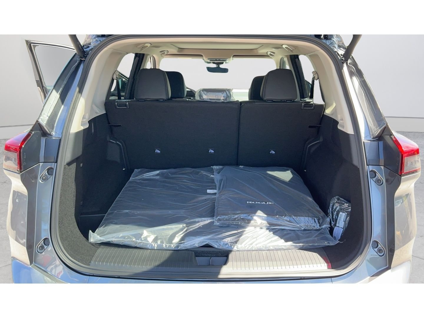 New 2026 Gray Nissan Dark Armor image 40