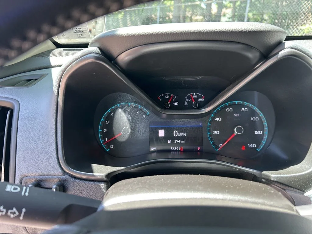 Used 2020 White Chevrolet Z71 image 19