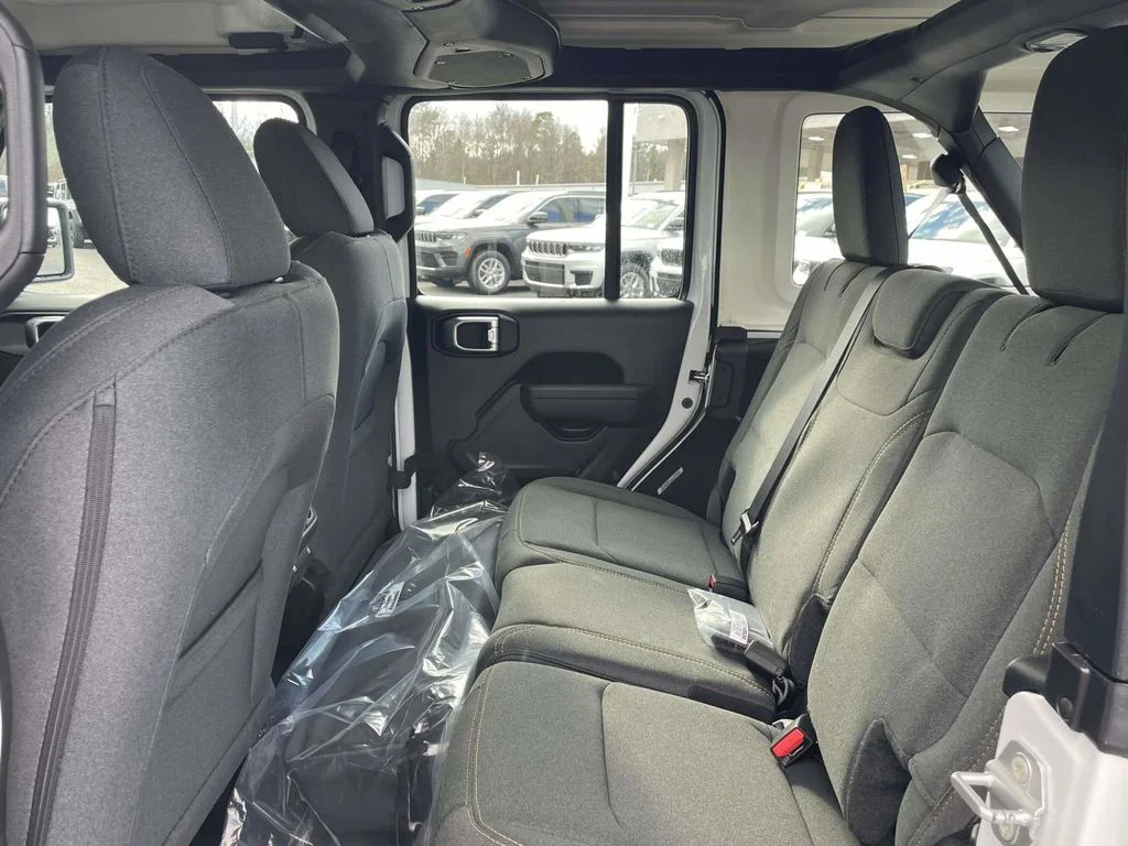 New 2026 Bright White Clear-Coat Exterior Paint Jeep Sport image 19