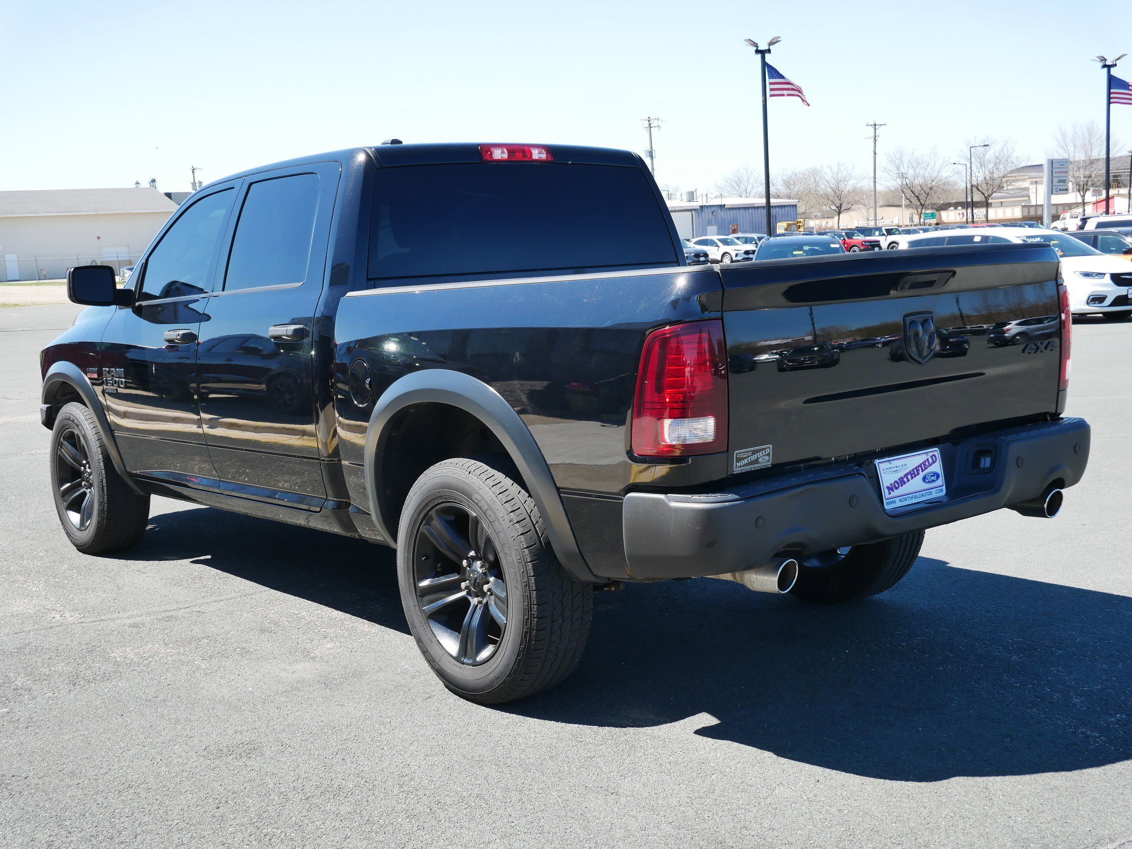 View vehicle photo 6