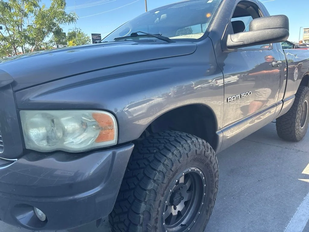 Used 2003  Dodge  image 3