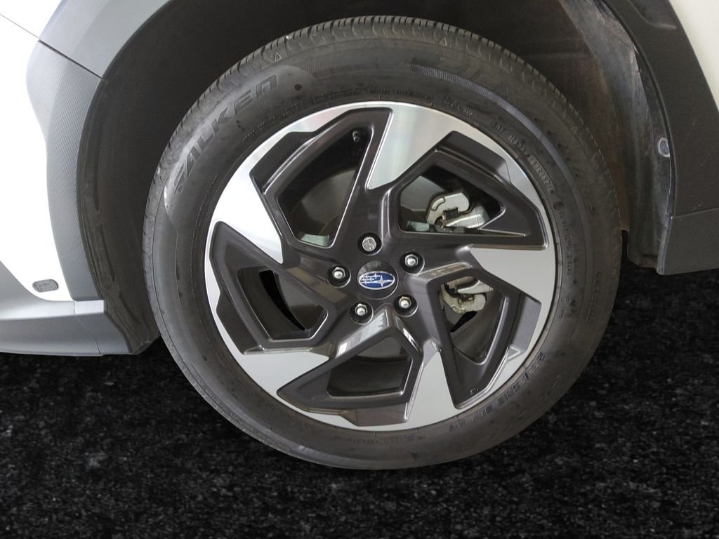 Used 2025 White Subaru Limited image 27