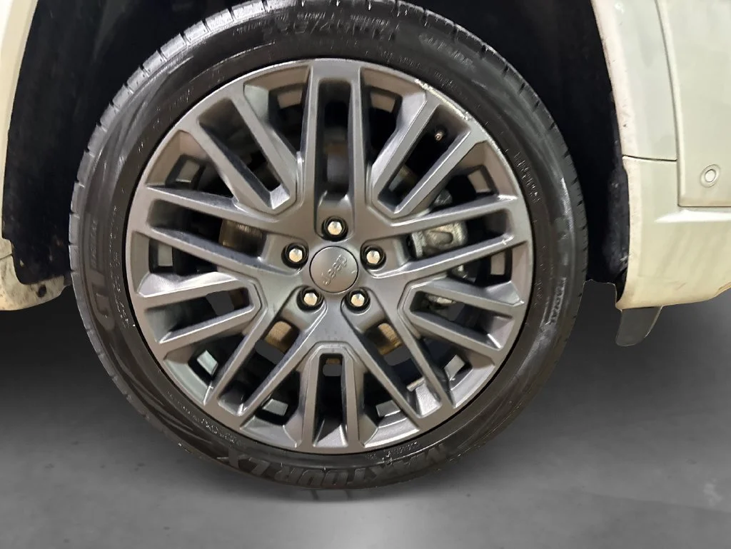 Used 2023 Bright White Clearcoat Jeep High Altitude image 20