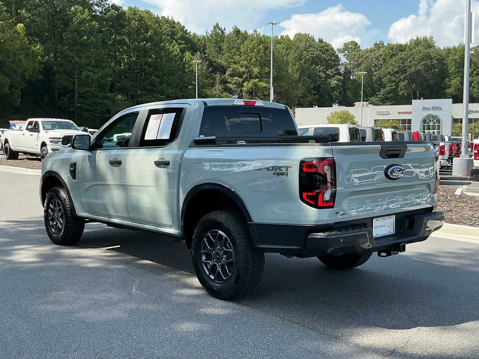 Used 2024 Cactus Grey Ford XLT image 3