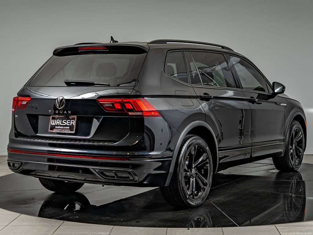 Used 2023 Deep Black Pearl Volkswagen 2.0T SE R-Line Black image 5