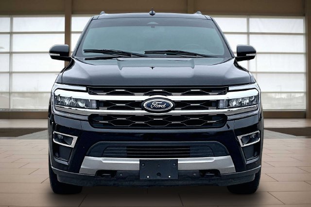 Used 2023 Black Ford Limited image 3