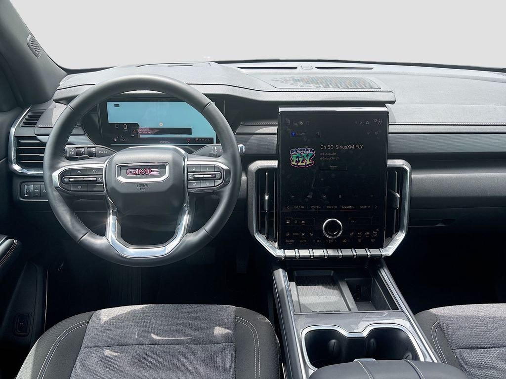 Used 2025 Summit White GMC Elevation image 23