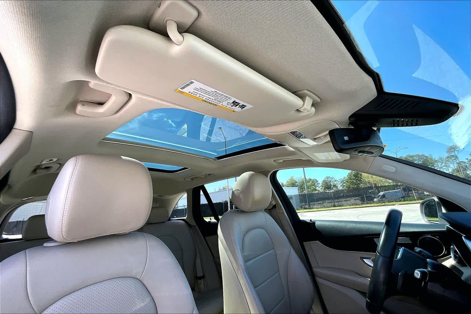 Used 2021 Polar White Mercedes-Benz GLC 300 image 14